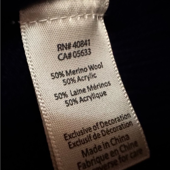 Aventura Women's Lindley Embroidered Sweater- Merino wool blend - Size Small - Picture 6 of 6